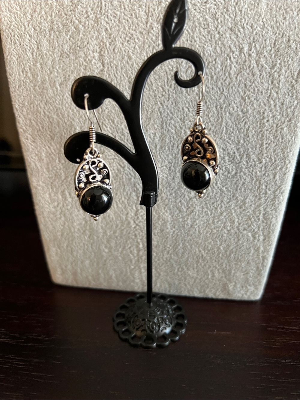 Vintage-Inspired Black Stone Onyx Drop Earrings - Silver Tone